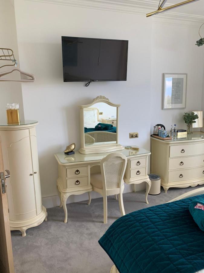 Lazy Waves Boutique B&B New Quay Exterior foto